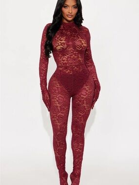 Women's Long-Sleeve Burgundy Lace Top